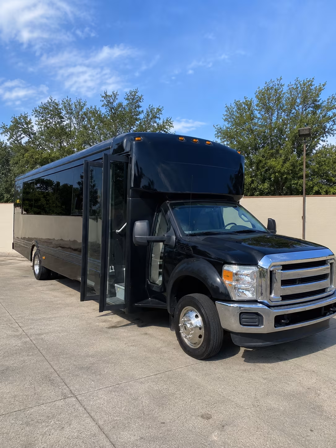 san ramon 20 passenger party bus