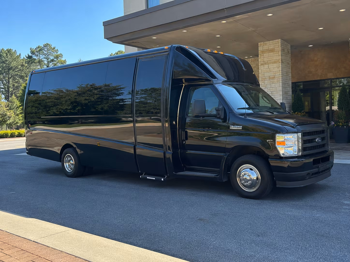 weekly worship shuttle buses for san ramon congregations